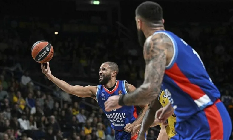 Efes’in yıldızı ekran karşısında- Trabzonspor