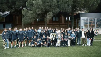 Fenerbahçe burs verdiği öğrencilerle buluştu- Burs