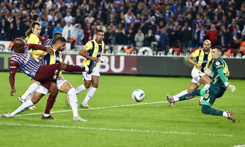 Trabzonspor - Fenerbahçe maçında geçersiz gol kararı!- Trabzonspor