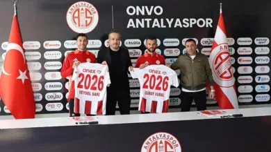 Antalyaspor Veysel Sarı ve Güray Vural'la 2026 yılına kadar devam dedi!- Trabzonspor