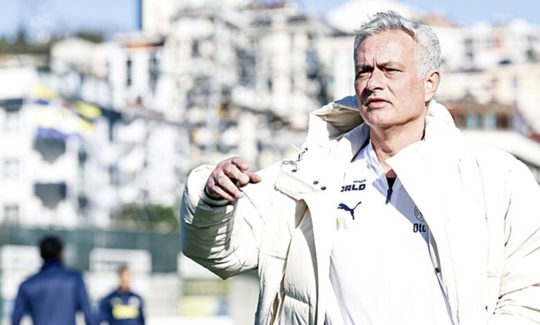 Fenerbahçe'den sürpriz transfer! Eski golcüsü geri dönüyor- Trabzonspor