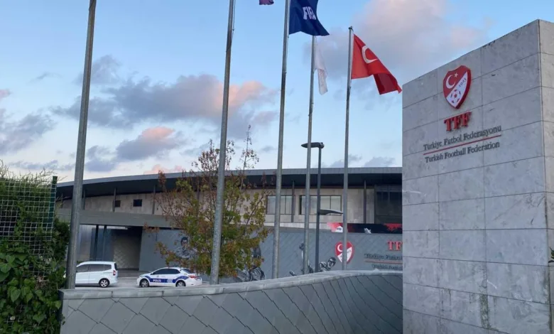 TFF 2024-2025 sezonu devre arası hakem listesini açıkladı! 2 hakem listede yer almadı- Trabzonspor