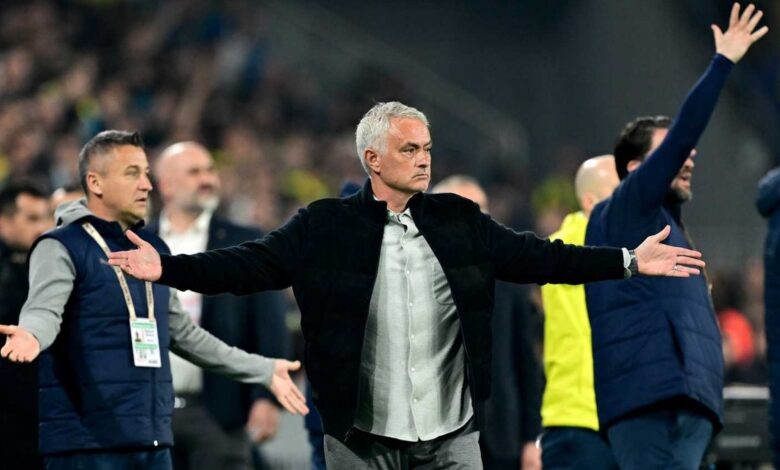 FENERBAHÇE HABERİ | Jose Mourinho'ya yeni talipler çıktı! Astronomik teklif sunulacak- Trabzonspor
