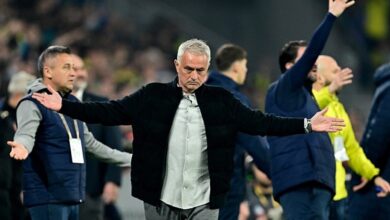 FENERBAHÇE HABERİ - Usta yazardan sert eleştiri: "Mourinho istifa mektubunu imzalamalı!"- Trabzonspor