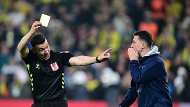 Mert Hakan Yandaş'ın kırmızı kartında yaşanan ilginç diyalog!- Trabzonspor