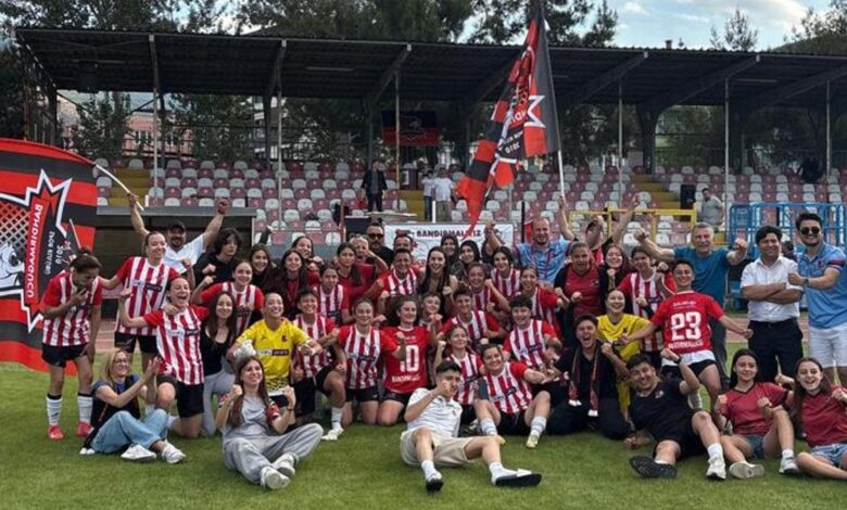 beIN SQUAD Ekiplerinin çeyrek final mücadelesinde kazanan Bandırmagücü Spor Kulübü- Trabzonspor