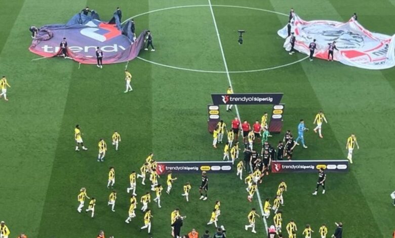 Fenerbahçe-Beşiktaş maçında futbolcular el sıkışmadı- Trabzonspor