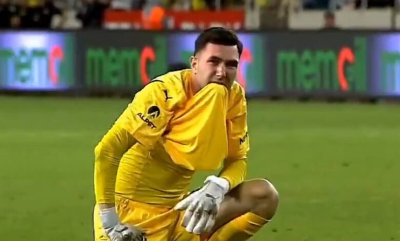 Fenerbahçe'nin file bekçisi Ertuğrul'dan büyük hata!- Trabzonspor