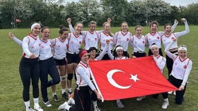 Flag Futbol Kadın Milli Takımı, Kopenhag Bowl 2025'te şampiyon oldu- Trabzonspor