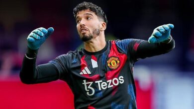 Manchester United-West Ham maçı sonrası İngilizlerden Altay Bayındır için olay sözler: Sözde savunma kalkanı- Trabzonspor