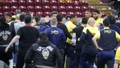 Olaylı Galatasaray - Fenerbahçe derbisine ilişkin davada Oosterwolde hakkında zorla getirme kararı- Mert