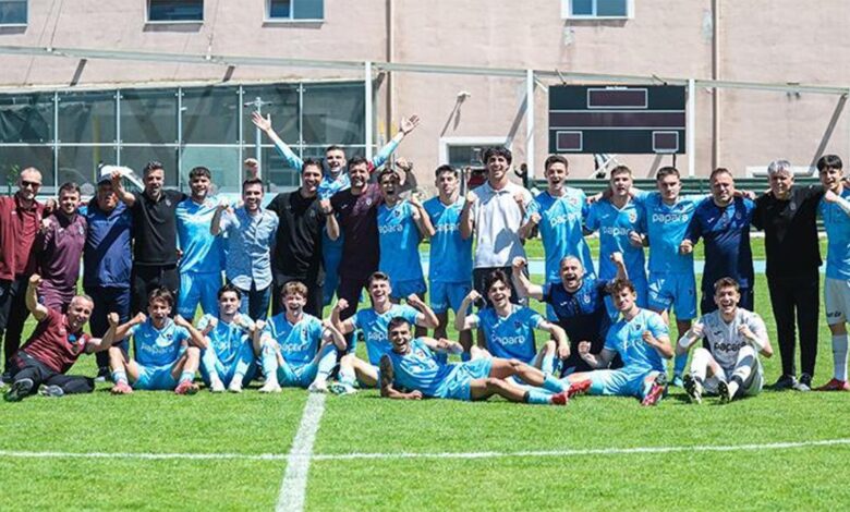 Trabzonspor U19 takımı sezonu şampiyon tamamladı- Trabzonspor