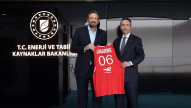 TBF Başkanı Hidayet Türkoğlu Enerji ve Tabii Kaynaklar Bakanı Alparslan Bayraktar'ı ziyaret etti- Trabzonspor