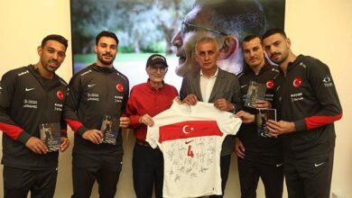 TFF Başkanı İbrahim Hacıosmanoğlu ve Merih Demiral'dan Aziz Sancar'a ziyaret- milli takım