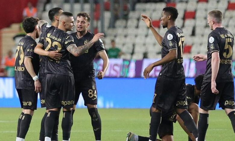 Trabzonspor'da ayrılık mesaisi- Trabzonspor