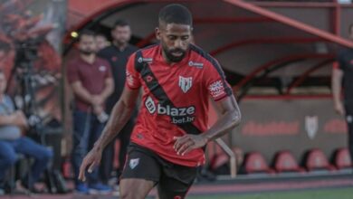 8. sambacı sağ beke- Trabzonspor