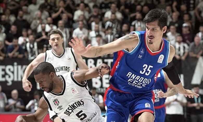 Anadolu Efes ABD'li basketbolcu Willis ile yollarını ayırdı- Trabzonspor