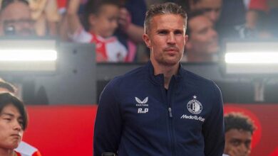 Robin van Persie'den Fenerbahçe'ye gönderme: 'Bizimle aynı sorunu yaşıyorlar'- Trabzonspor