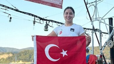 Bengisu Avcı Japonya'da "Okyanus Yedilisi"ni tamamlamak için suya girdi- Trabzonspor