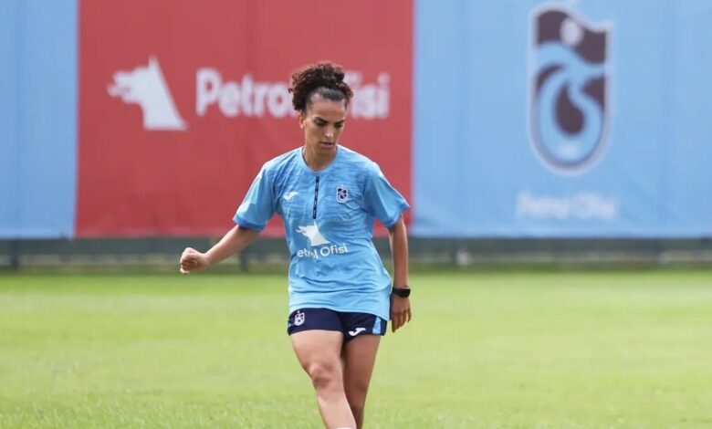 Dilan Bora’ya kutlama- Trabzonspor