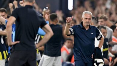 Dış basından flaş manşet: Mourinho, Van Persie'ye ders verdi!- Trabzonspor