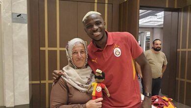 Kayserili Neslihan teyze ile Victor Osimhen bir araya geldi- Trabzonspor