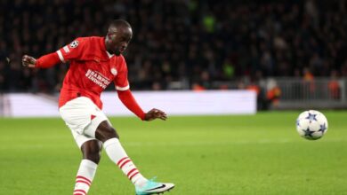 Sağ beke Teze- Trabzonspor