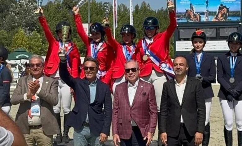 2025 Engel Atlama Balkan Şampiyonası'nda büyük başarı! Kadınlar Takımı Balkan Şampiyonu oldu- Trabzonspor