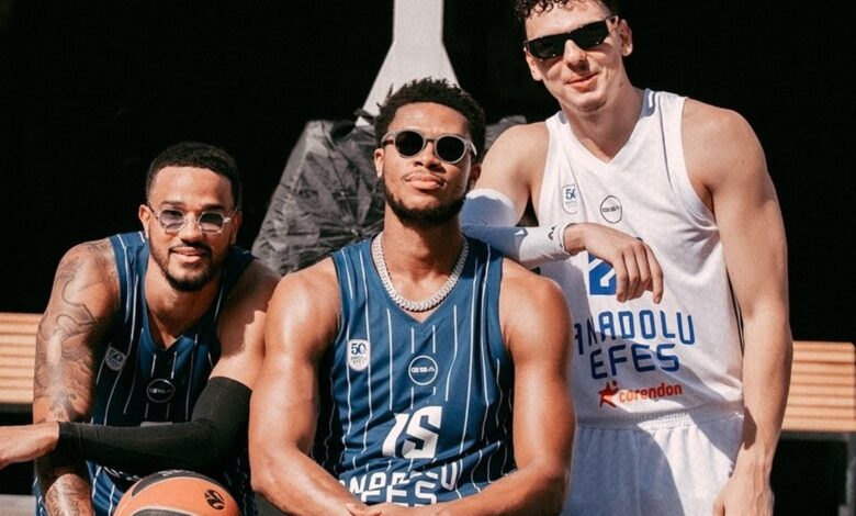 Anadolu Efes’e yeni forma- Trabzonspor