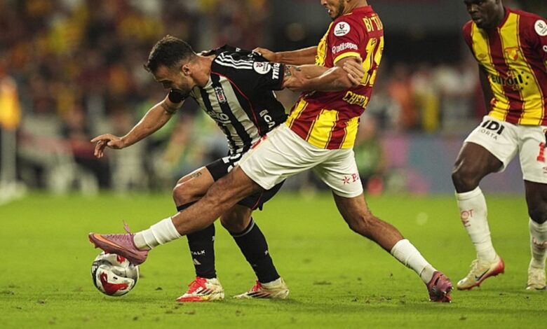 Gökhan Sazdağı direğe takıldı- Trabzonspor