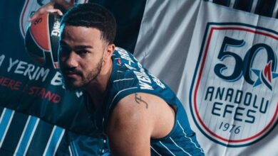 ÖZEL I Anadolu Efes'in savunma bakanı Nick Weiler-Babb, transfer sürecini anlattı: 'Larkin ile konuştum'- Trabzonspor