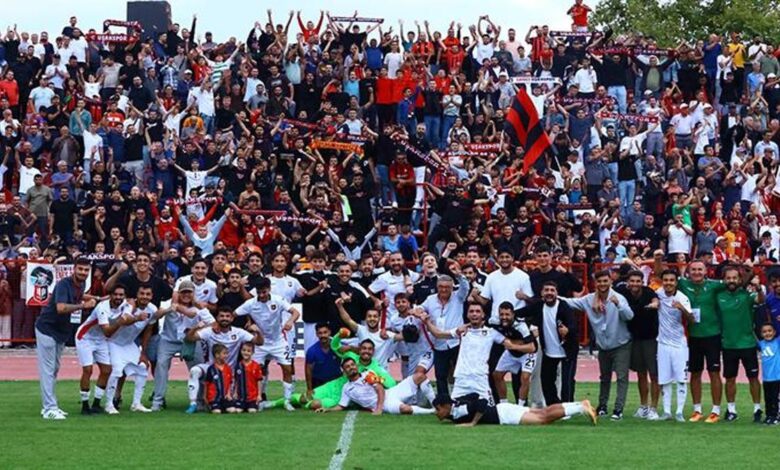Profesyonel liglerde gol yemeyen tek takım Uşakspor- Trabzonspor