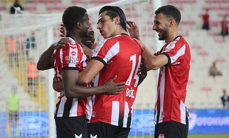 Sivasspor, Adana Demirspor'u farklı geçti: 5-0- Trabzonspor