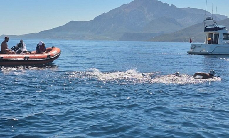 Ultra maraton yüzücüsü Tuna Tunca Cebelitarık Boğazı'nı geçen otizmli ilk Türk sporcu oldu!- Trabzonspor