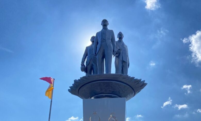 Galatasaray'da Gazi Mustafa Kemal Atatürk, Tevfik Fikret ve Ali Sami Yen Anıtı'nın açılışı yapıldı- Trabzonspor