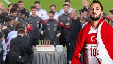 Hakan Çalhanoğlu için Kocaeli Stadı'nda 100. maç pastası kesildi- Trabzonspor