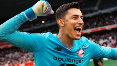 Roma-Lille maçında Berke Özer üst üste 3 penaltı kurtardı- Trabzonspor