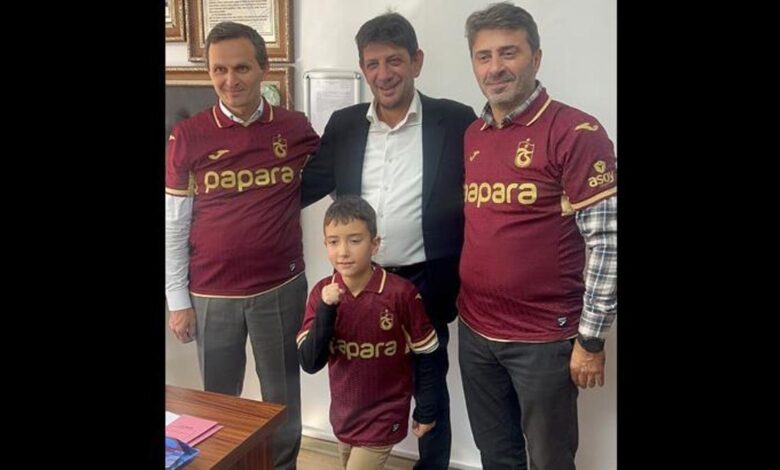 Trabzonlular Federasyonu ve Üni TS’den minik taraftara anlamlı ziyaret- Trabzonspor