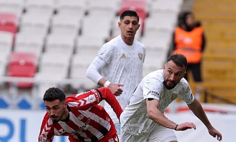 Erzurumspor FK deplasmanda Sivasspor'u 2 golle geçti!- Trabzonspor