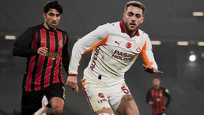 Hasan Şaş Galatasaraylı futbolcuya yüklendi 'Ne oldu menajerin mi oynuyor senin yerine?'- Trabzonspor