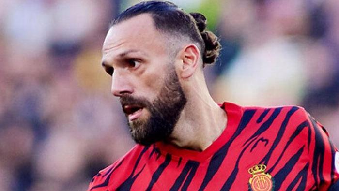 İstanbul devi transferi bitiriyor! Vedat Muriqi Süper Lig'e geri dönüyor- Trabzonspor