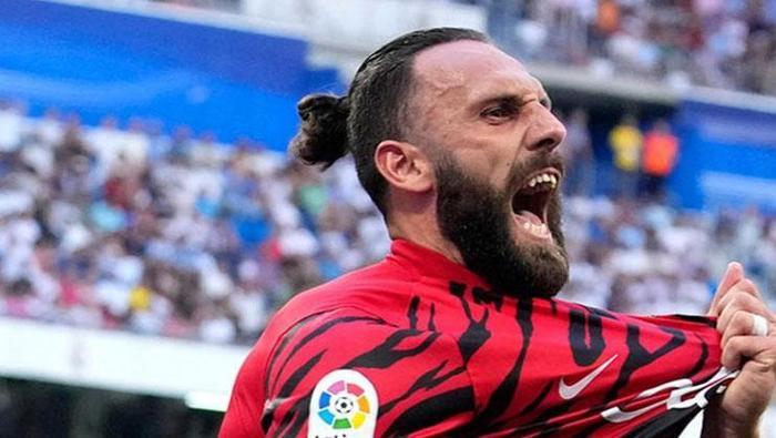 İstanbul devi transferi bitiriyor! Vedat Muriqi Süper Lig'e geri dönüyor- Trabzonspor