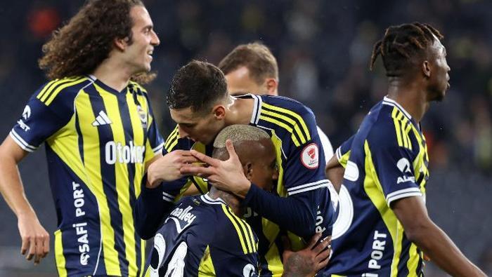Fenerbahçe - Erzurumspor FK maçının ardından usta isimden dikkat çeken yorum: 'Hayret verici derecede kötüydü' | 'Asensio ile seviye farkı'- Trabzonspor