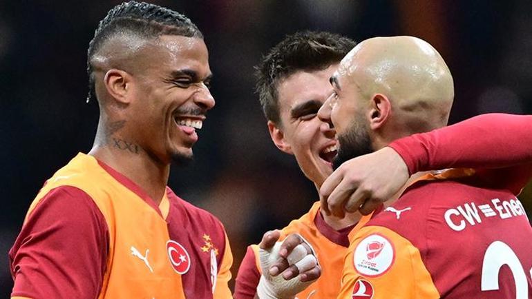 Galatasaray teknik direktörü Okan Buruk: 'Çok fazla transfer yapınca, kimse size kupa vermiyor'- Trabzonspor