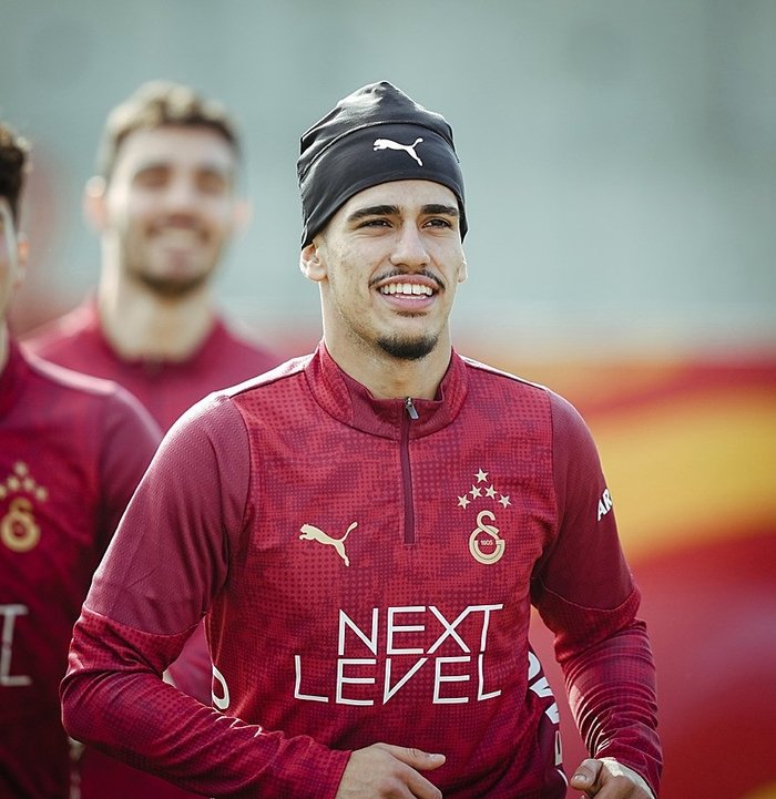 Galatasaray'da hazırlıklar tamam! Sacha Boey ve Can Armando Güner ilk antrenmanında- Trabzonspor