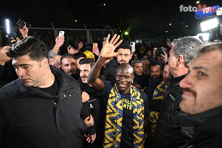 N'Golo Kante Fenerbahçe için İstanbul'a geldi! Taraftar havalimanına akın etti- Trabzonspor