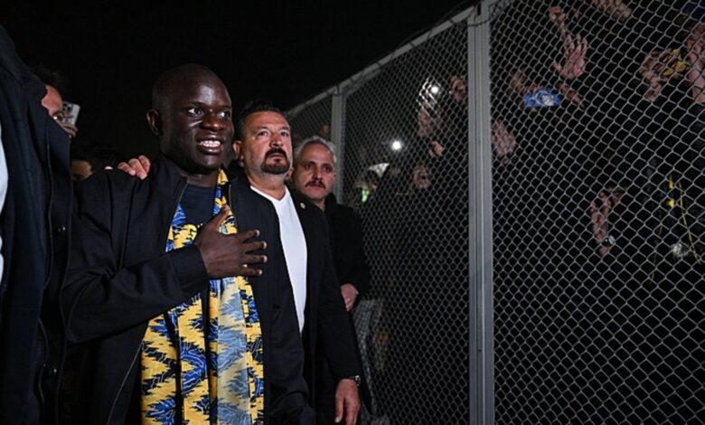 N'Golo Kante Fenerbahçe için İstanbul'a geldi! Taraftar havalimanına akın etti- Trabzonspor