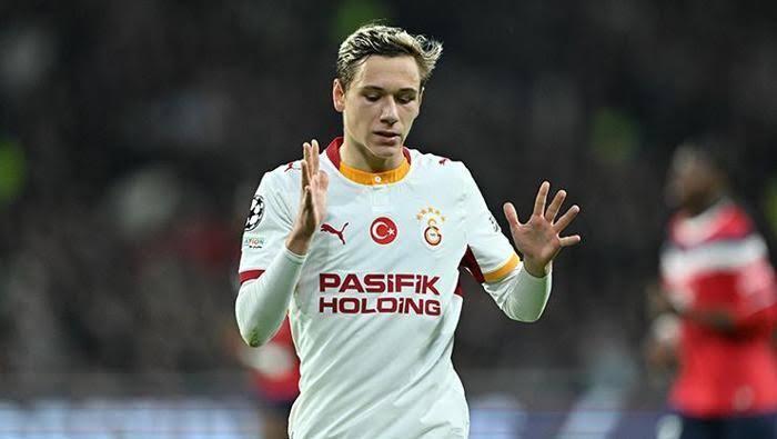 Aleksey Batrakov: 'Osimhen otobüse bindi, VIP koltuk onunmuş!' Galatasaray'ın yıldızından çarpıcı sözler... 2 Aleksey Batrakov: 'Osimhen otobüse bindi, VIP koltuk onunmuş!' Galatasaray'ın yıldızından çarpıcı sözler...