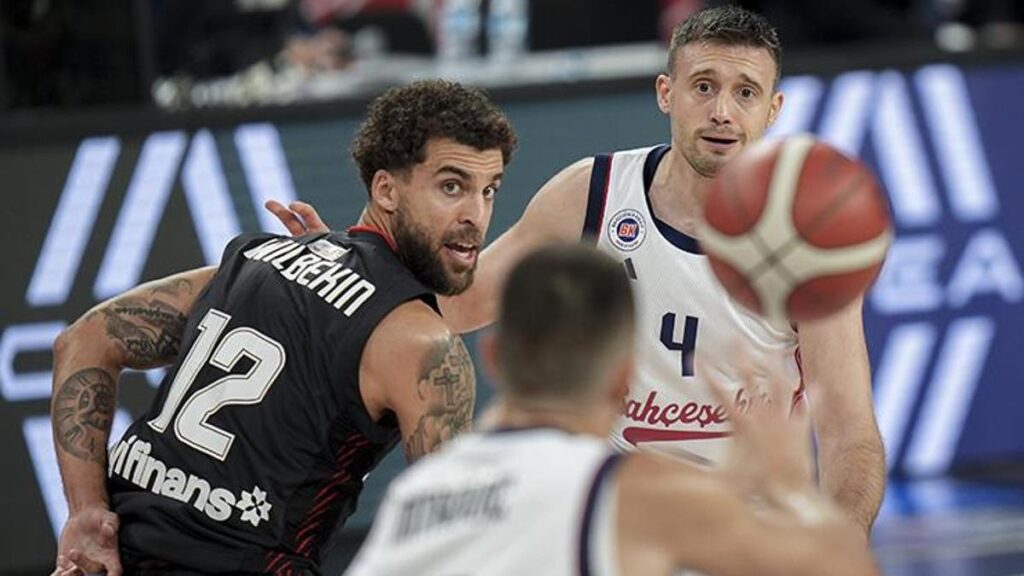 bahcesehir-koleji-100-besiktas-96-bxqff3Ok.jpg