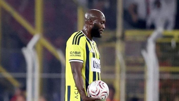 Belçika efsanesi Philippe Albert'ten Romelu Lukaku'ya övgü yağmuru! 'Tarihin en iyilerinden' 5 Belçika efsanesi Philippe Albert'ten Romelu Lukaku'ya övgü yağmuru! 'Tarihin en iyilerinden'